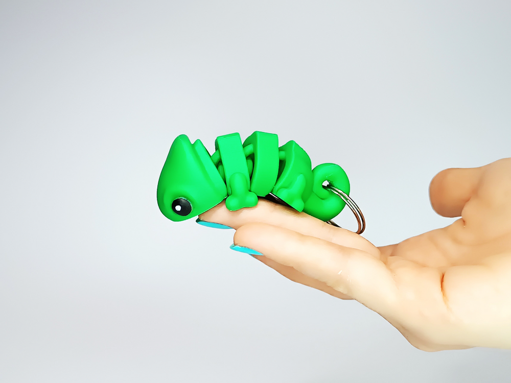 Chameleon Buddy Keychain & Magnet – Cute Flexible Animal Charm
